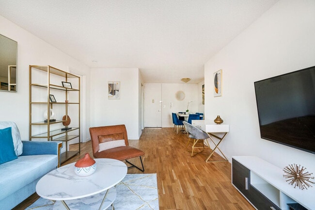 Foto del edificio - 175 E 96th St