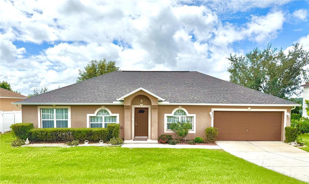 Foto principal - 1006 Fox Trail Ave