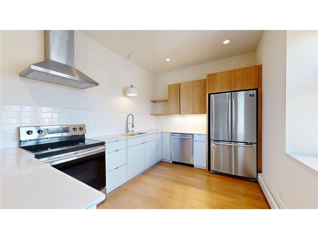 Building Photo - 2109 Blaisdell Ave