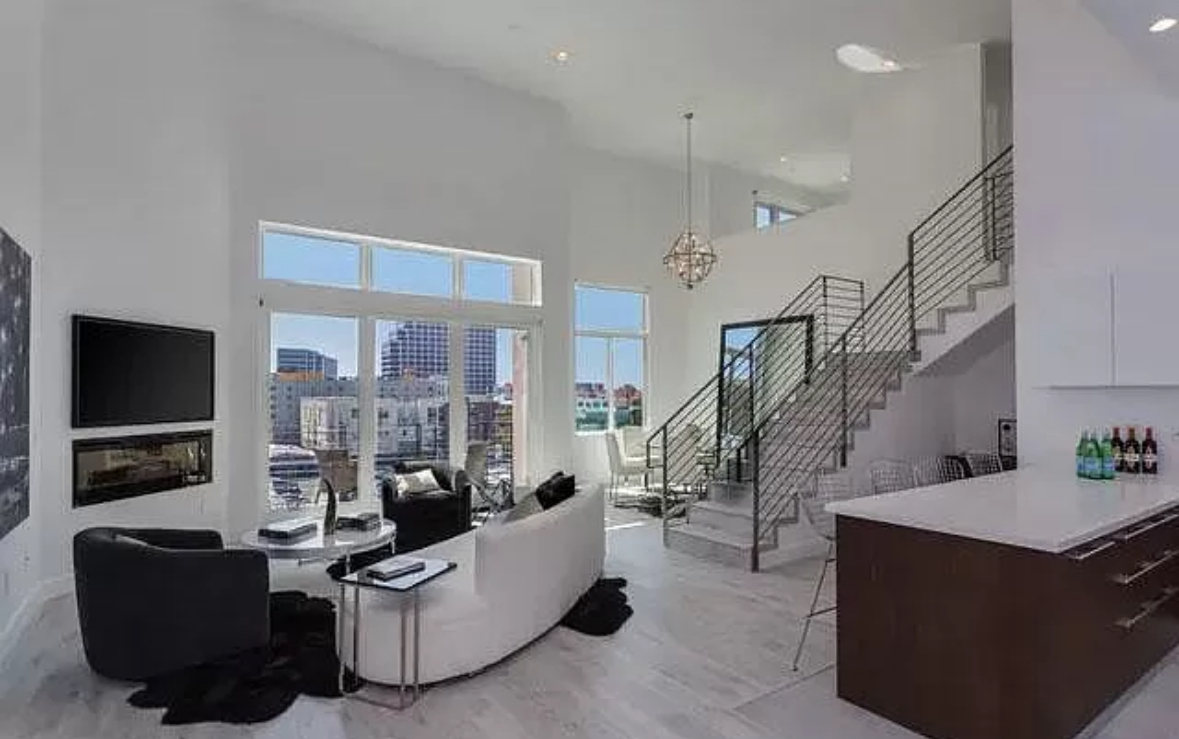 Foto principal - 118 S Kenwood St