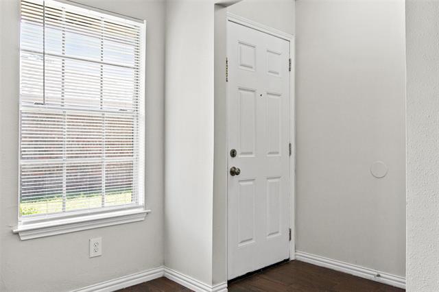 Building Photo - 3008 Townbluff Dr