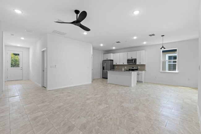 Foto del edificio - Available Now! Brand New 4/2 Single Family...