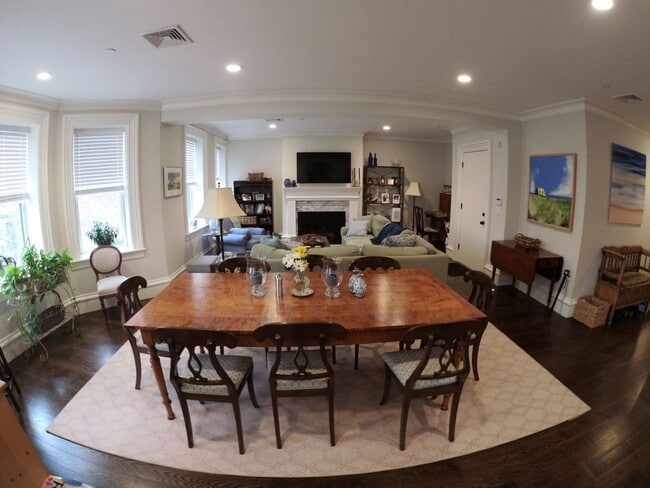 Building Photo - HOT BROOKLINE LISTING!!!!!