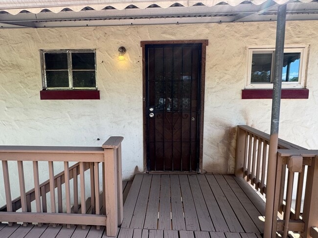 Robert E Lee - Robert E Lee Apartment