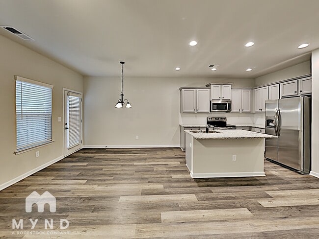 Building Photo - 6066 Oak Bend Ct