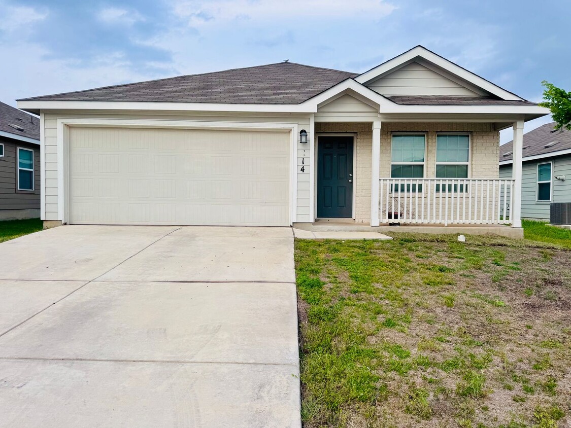 Primary Photo - 514 Moonvine Way