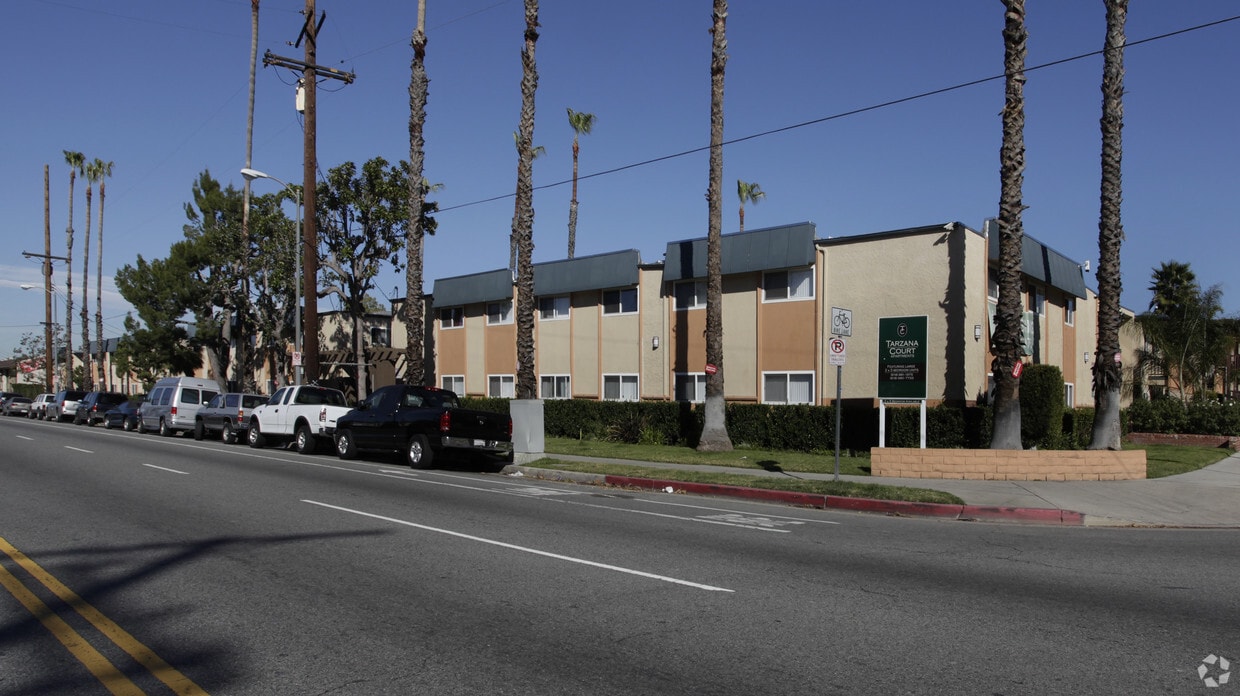 Primary Photo - Tarzana Court