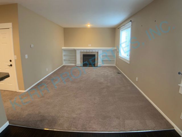Building Photo - Charming 3-Bed Home with 2.5 Baths and 173...