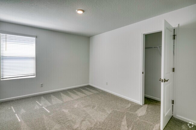 3HAB, 2,5BA - 1826SF 38389 Honey Suckle Dr Dade City, Florida, 33525 - Beacon at Clinton Corners Rental Homes