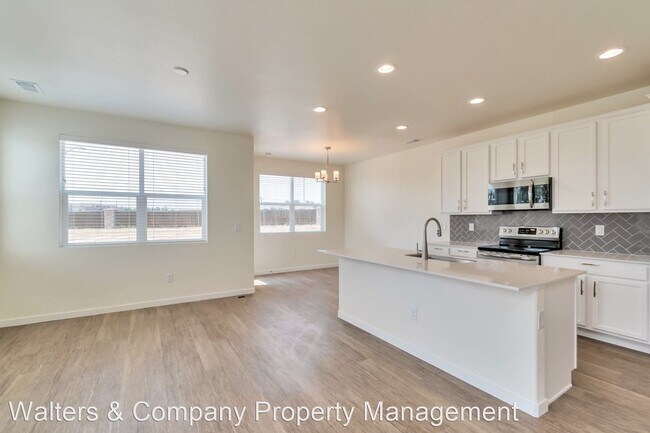 Foto del edificio - 3 br, 3 bath House - 9635 Albion Lane Bldg 14
