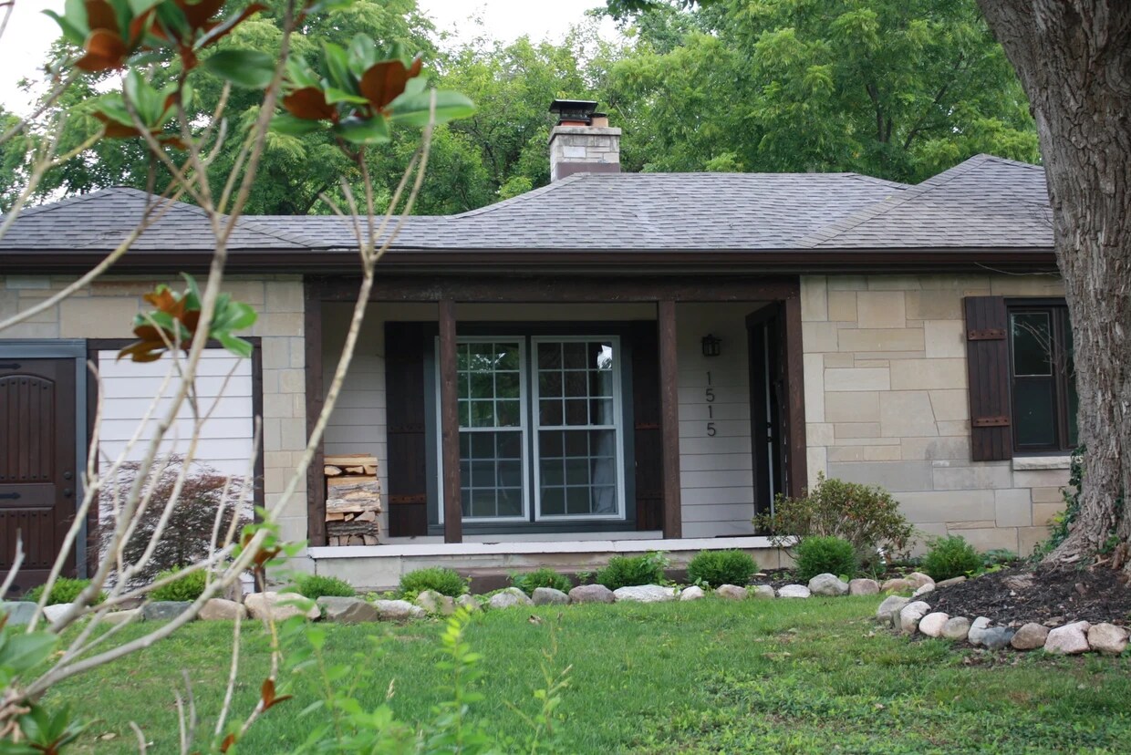 Foto principal - 1515 E Maxwell Ln