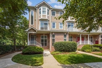 Building Photo - 350 Oswego Ct