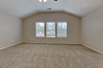 Building Photo - 7202 Winter Song Dr