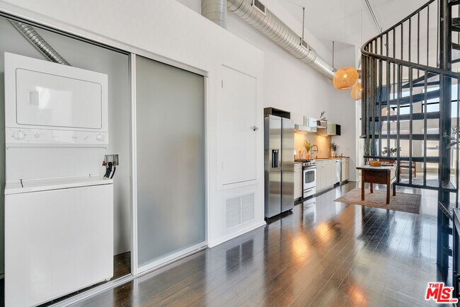 Foto del edificio - 4115 Glencoe Ave