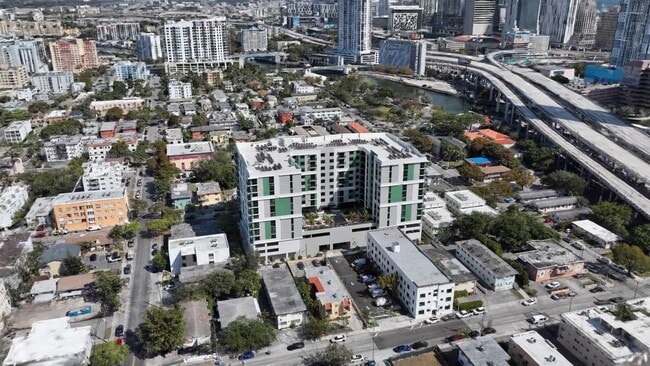  - Gallery Marti Park