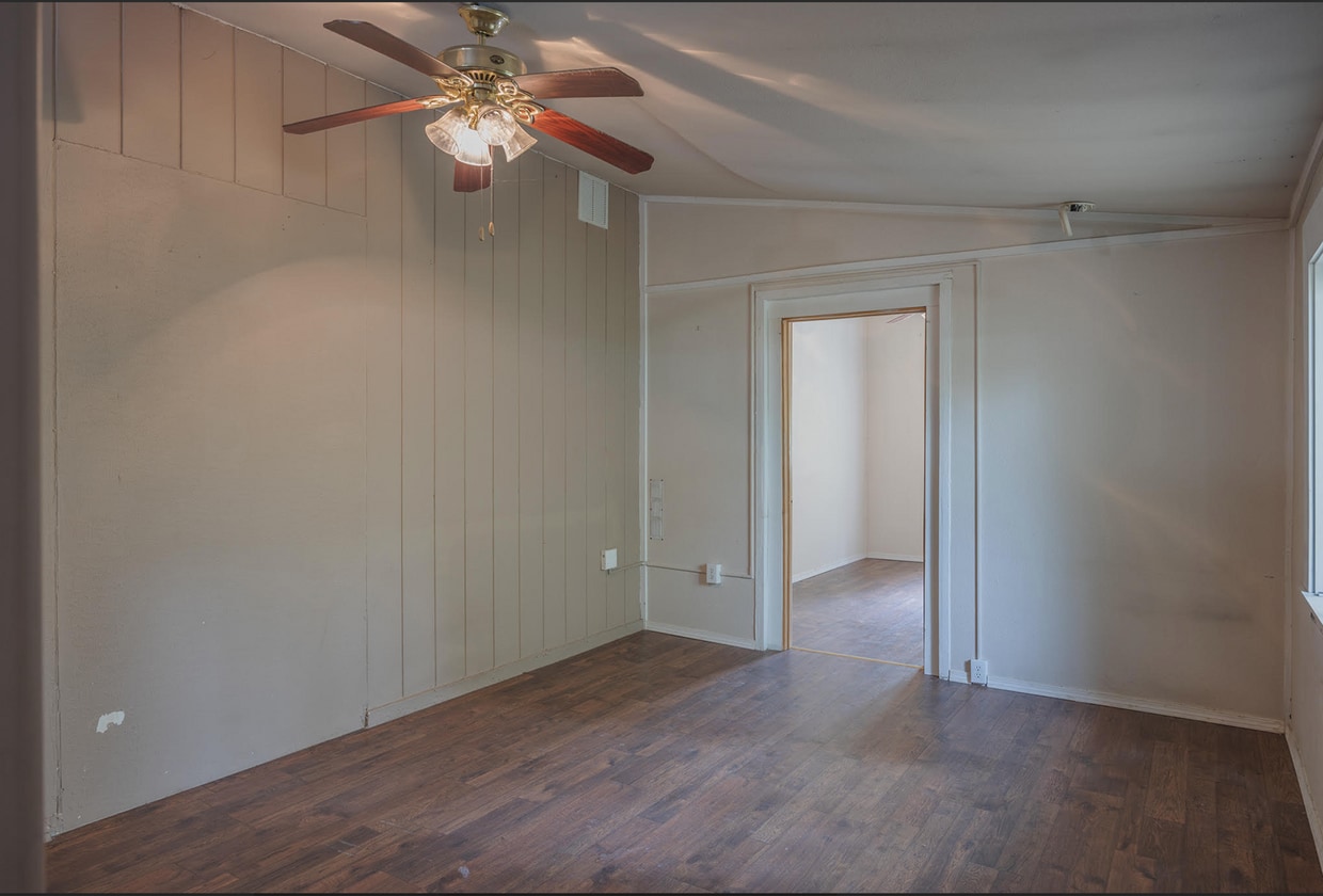 Primary Photo - Cozy & Quiet 1 Bedroom, 1 Bath Apartment –...