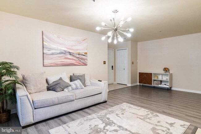 Foto del edificio - 11222 Raging Brook Dr