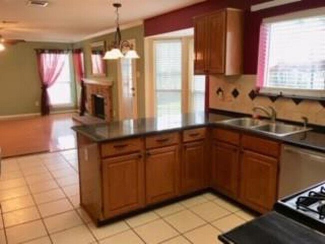 Building Photo - 4418 Plantation Creek Dr