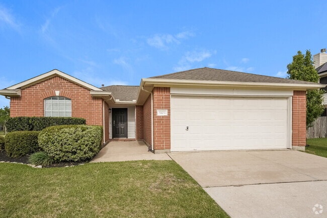Building Photo - 5103 Santrey Dr