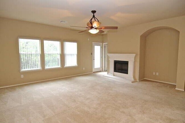 Building Photo - 10804 Casitas Dr