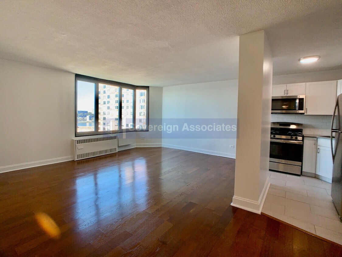 Foto del edificio - 3333 Broadway