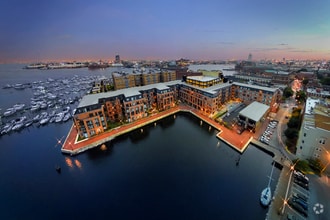 Building Photo - Arrive Union Wharf