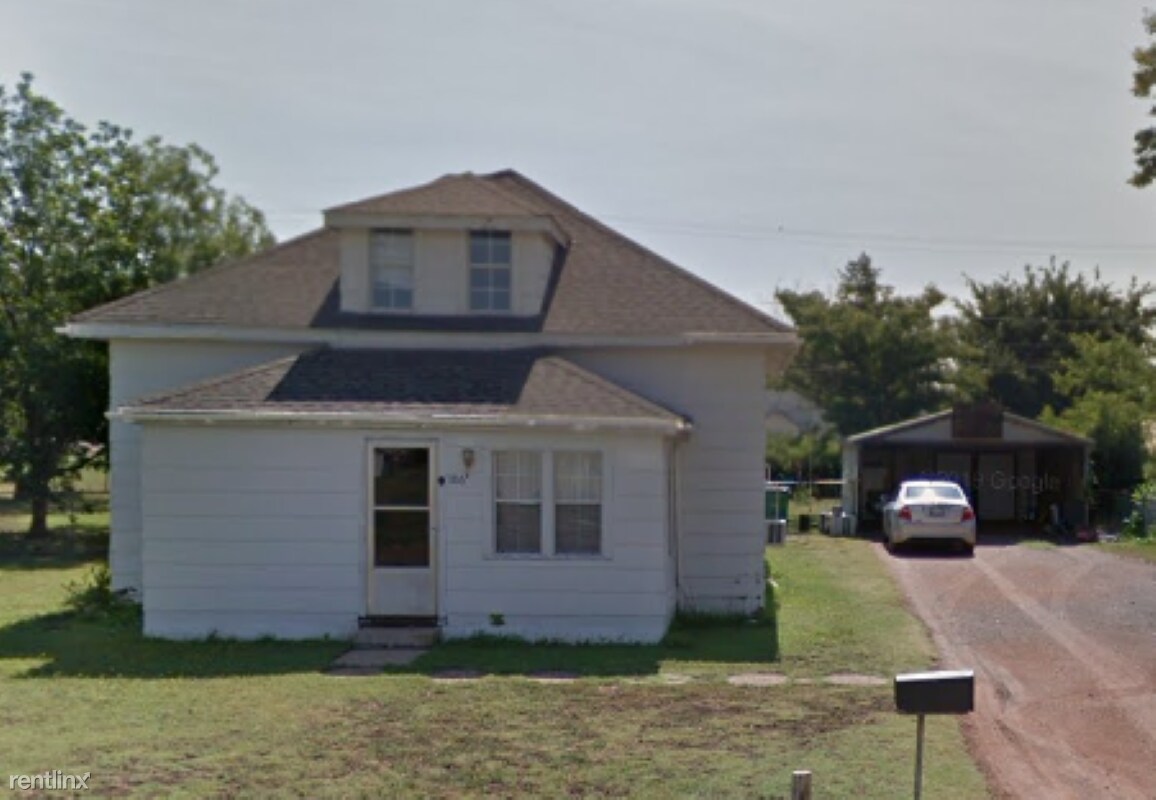 Primary Photo - 4 br, 2 bath House - 1116 D Street