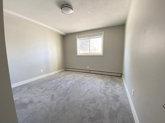 Building Photo - Westlawn Village