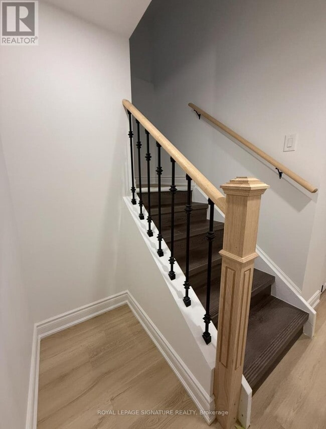 Building Photo - 495 Violet Gate