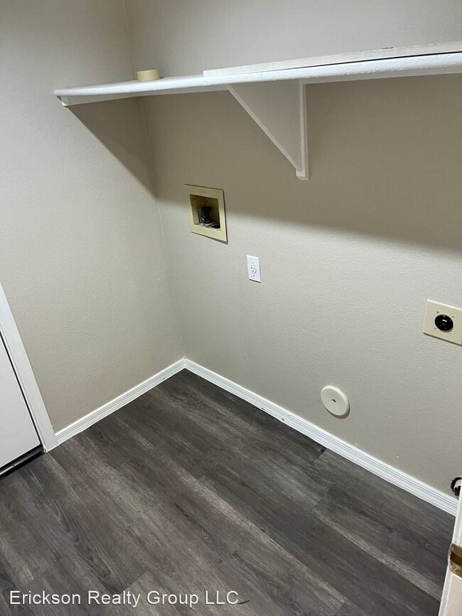 Foto del edificio - 3 br, 2.5 bath House - 880 N. Granada Dr