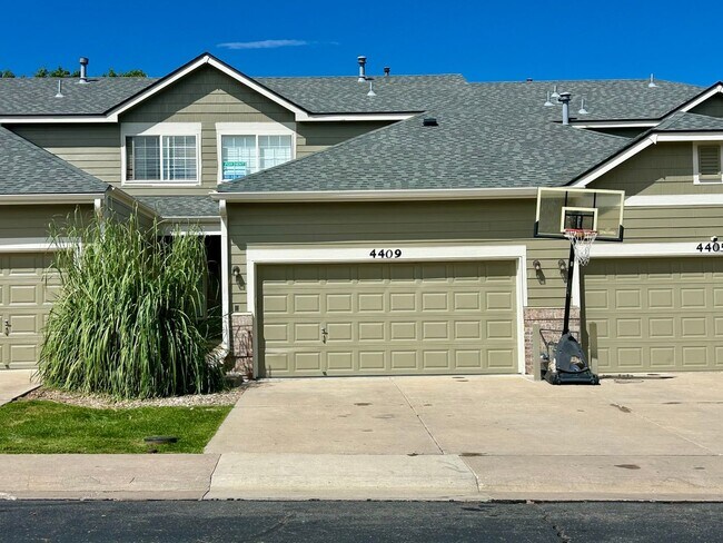 Building Photo - 4409 S Jebel Ln