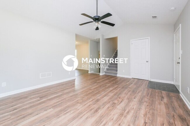 Building Photo - 3 Bedroom Pet-Friendly Home in Covington, GA with Main Street Renewal