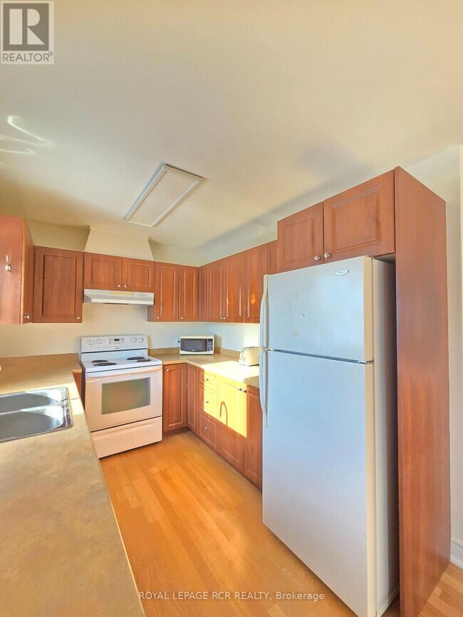 Photo du bâtiment - 341 Queensville Sideroad