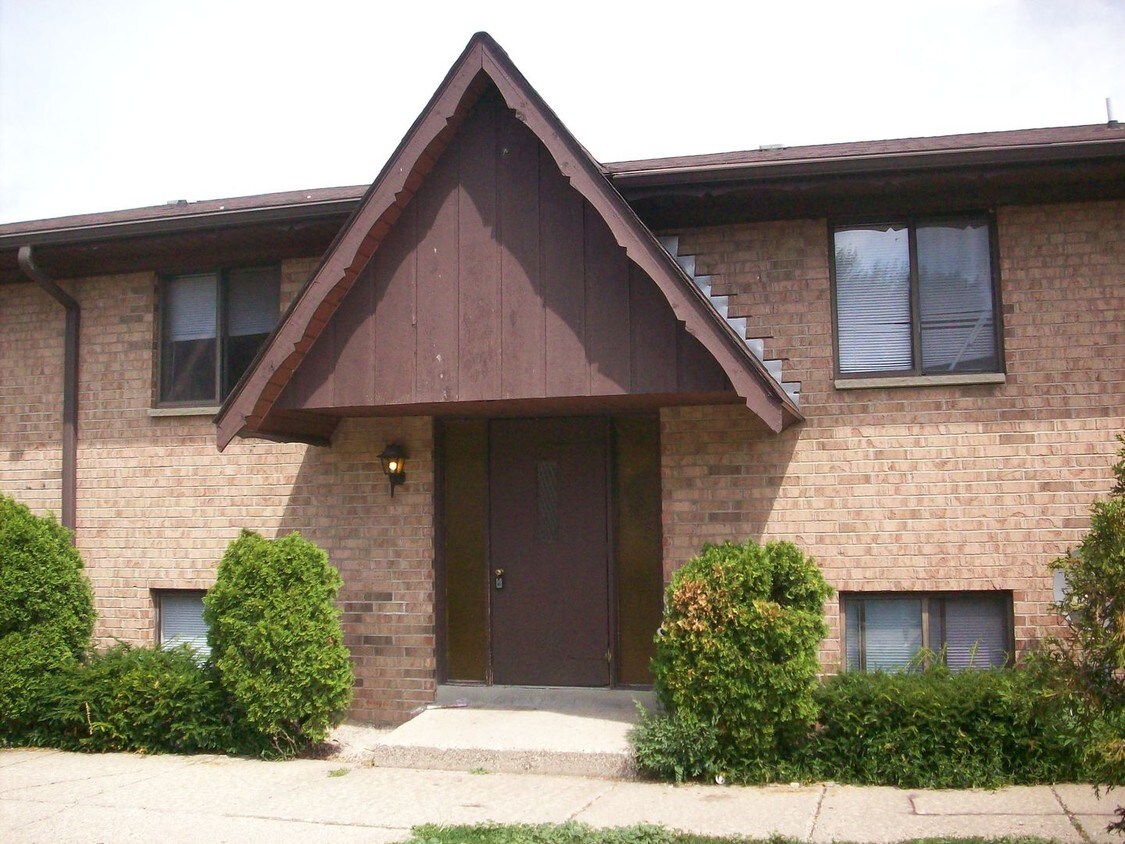 Primary Photo - 2355 30th St SW