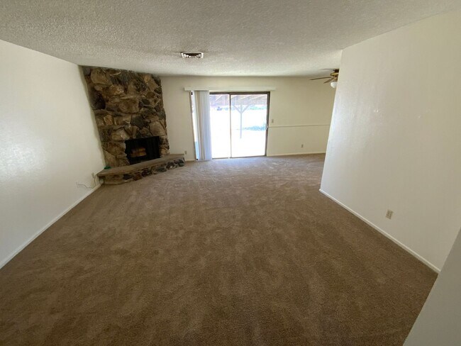 Foto del edificio - GREEN VALLEY HOME WITH LARGE BACKYARD AND ...