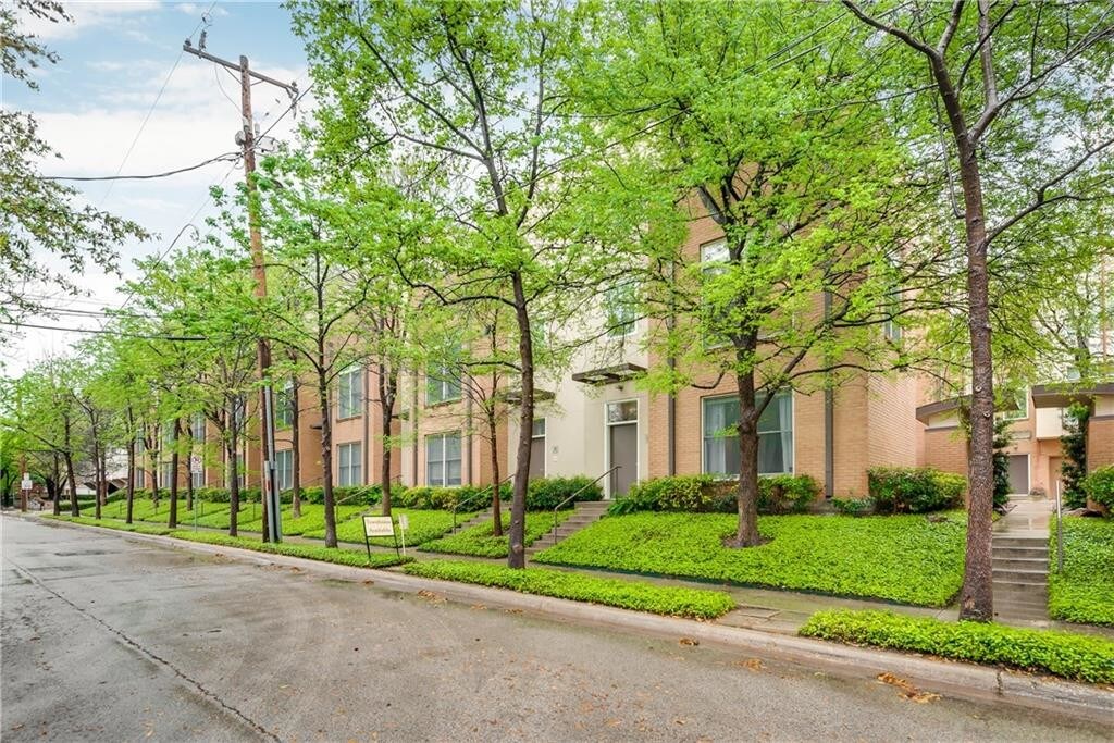 4310 Buena Vista St Unit 8, Dallas, TX 75205 Condo for Rent in Dallas