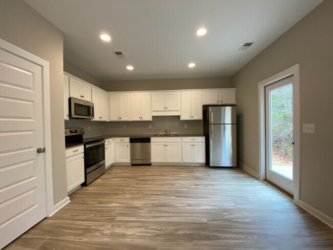 Foto del edificio - Home for Rent in Lincoln, AL!!!