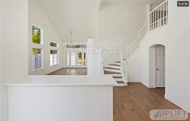 Building Photo - Spacious 4-Bedroom, 3-Bath Home Just Minut...