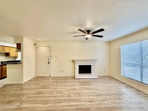 Building Photo - 2120 Wilcrest Dr