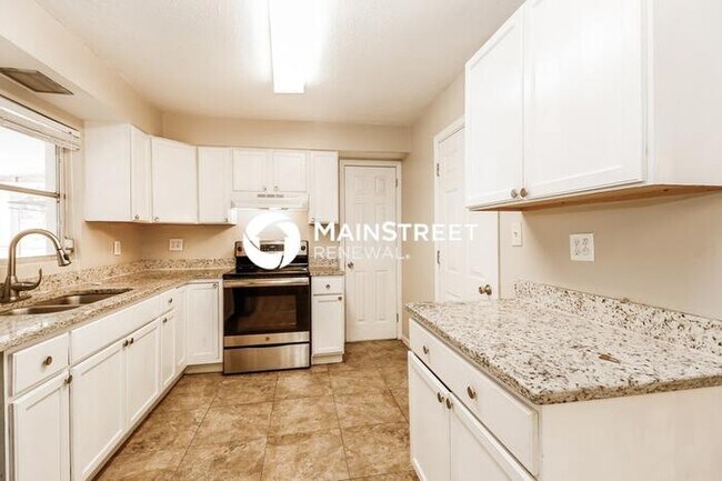 Foto del edificio - 3 Bedroom Pet-Friendly Home in Port Richey, FL with Main Street Renewal