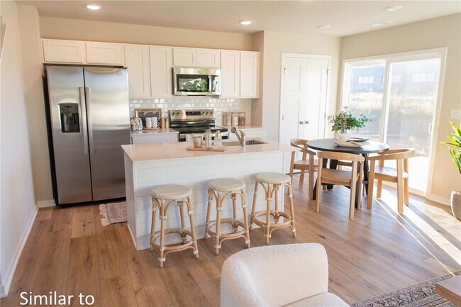 Foto del edificio - NEW CONSTRUCTION TOWNHOME!! 3 Bed, 2 Bath in Pella