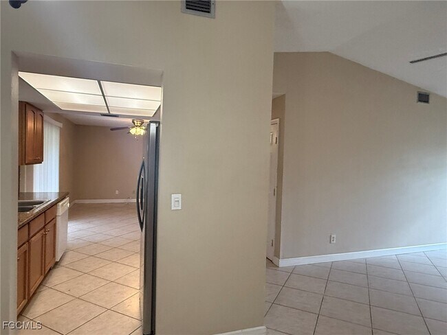 Foto del edificio - 4344 SW 7th Ave
