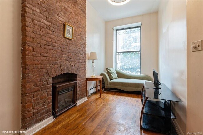 Building Photo - 234 W 123rd St