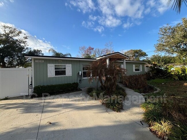 Foto del edificio - 14046 Aldridge Rd N