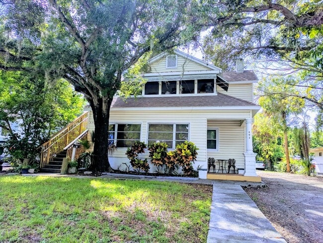 Photo - 602 26th St W
