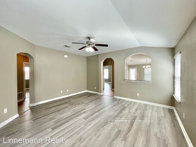 Foto del edificio - 3 br, 2 bath House - 9600 Raeburn Court