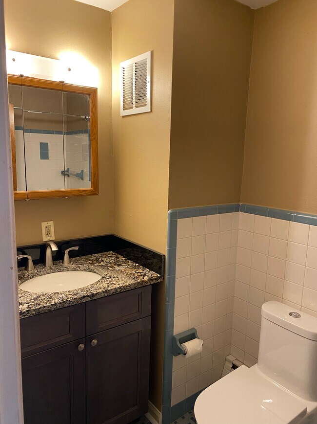 Restroom - 513 Philmar Ct