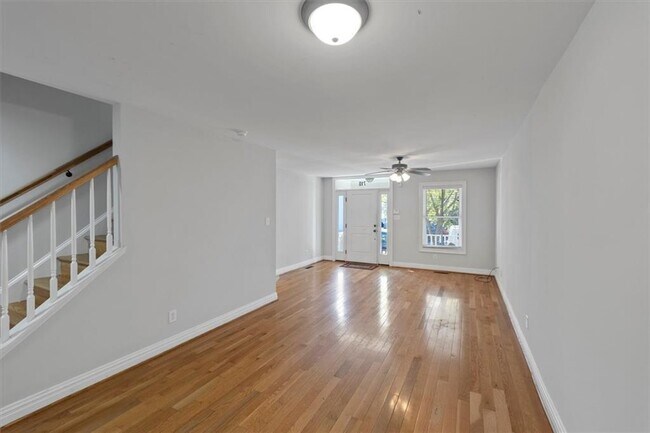 Building Photo - 710 Albemarle St