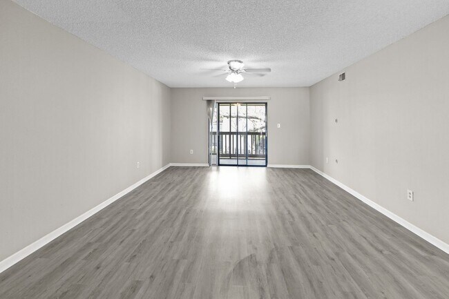 Foto del edificio - 3706 Greenery Ct