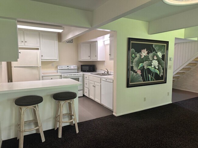 Foto del edificio - Pacific Heights Townhomes